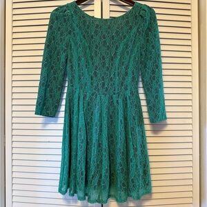 Ark & Co Green Lace Long Sleeve Low Back Mini Dress Holiday Parties